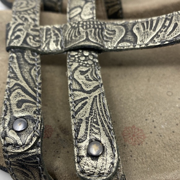Taos Trophy Floral Embossed Pewter Leather Sandals - Picture 2 of 10